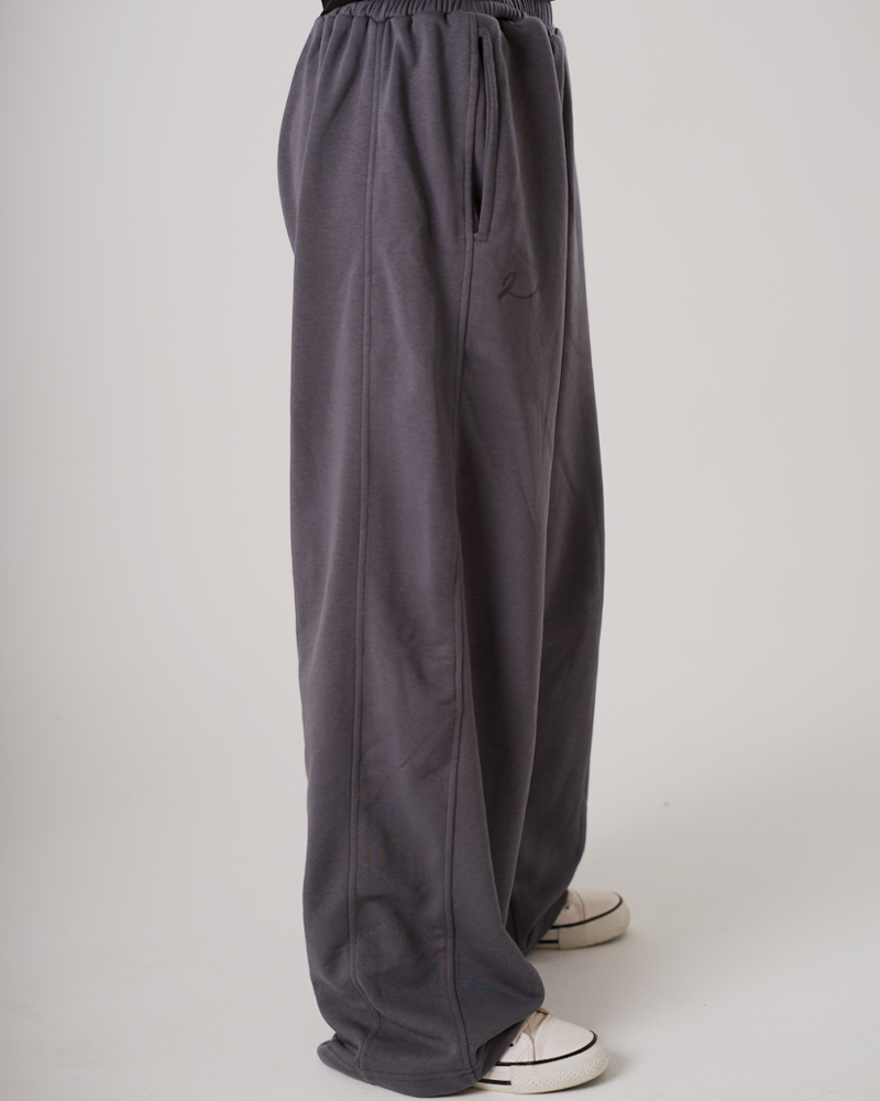 Dark-grey sweatpants